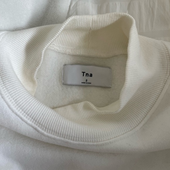 aritzia cozy fleece mega mock sweatshirt - Picture 4 of 4